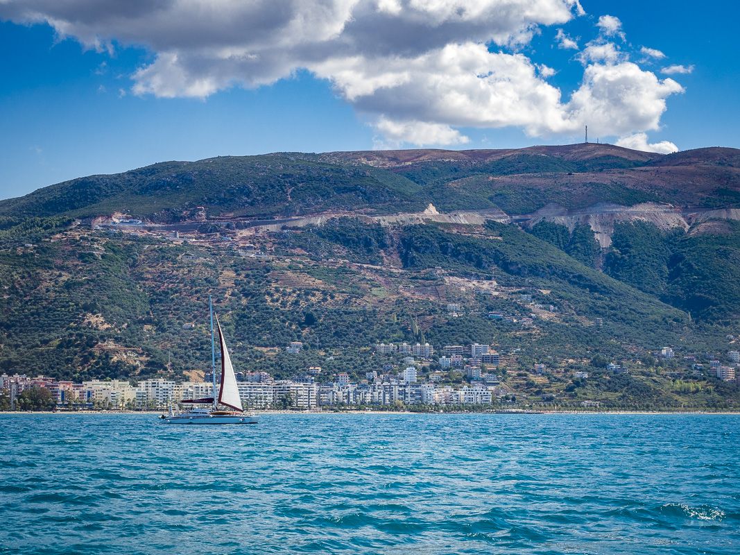 Sail cruise in Montenegro