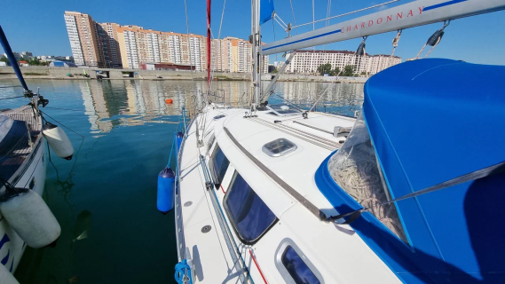 JEANNEAU SUN ODYSSEY 43 DS, Sailing yacht