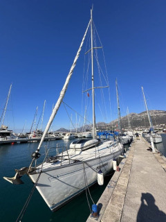 Бавария 46 Холидей, Sailing yacht