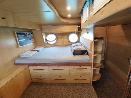 Olga, Sailing yacht