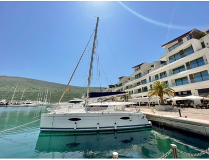 Bald Eagles Fountaine Pajot Helia 44, Sailing catamaran