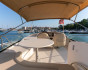 Prestige 42, Motor yacht