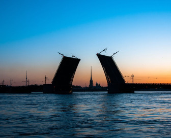 Bridges and nights St-Petersburg, One day charter, Russia, Saint-Petersburg