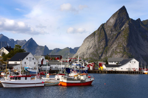 Norway: Fjord Majesty Under Sail, Круиз, Норвегия, Атлантическое побережье