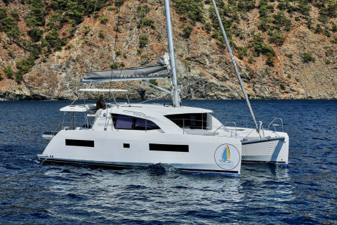 cat leopard 40, One day charter, Montenegro, Tivat