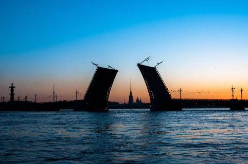 Bridges and nights St-Petersburg, One day charter, Russia, Saint-Petersburg