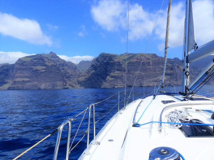 Around the Canary Islands on a sailing yacht. Tenerife &amp; Gran Canaria, Cruise, Spain, Canary islands